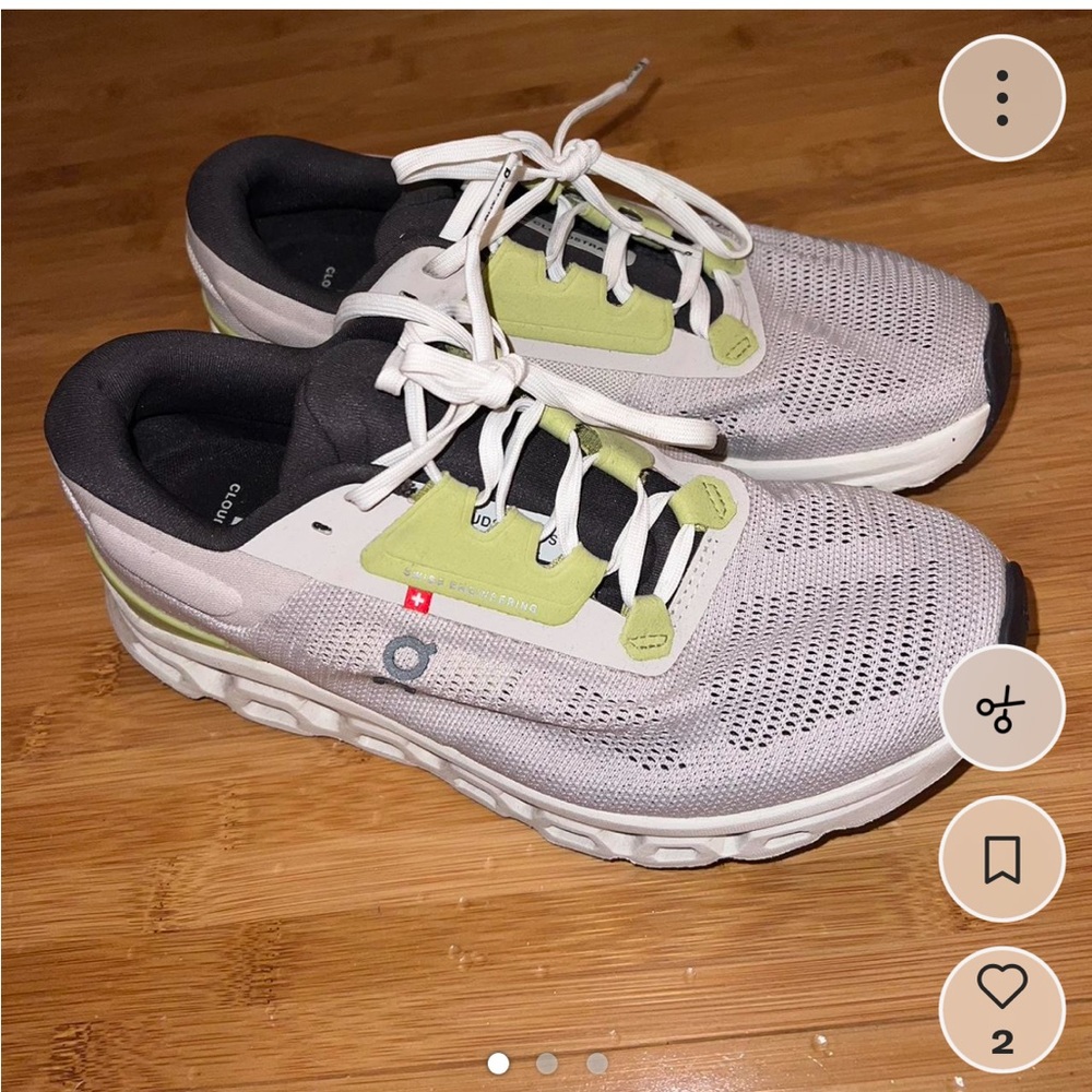 On Running Women's Sneakers - Light Gray and White